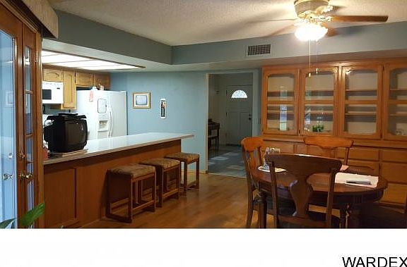 5th image of 3015 Pasadena Ave