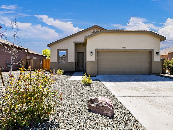 5th image of 6869 E Yellowglen Dr