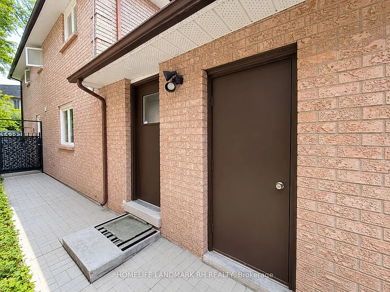 67 Morgan Ave #B — Photo 3