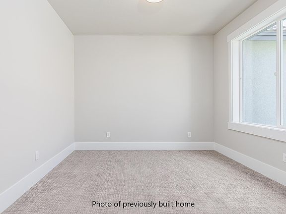 3rd image of 1207 Jurupa St