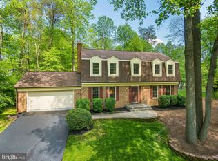 11000 Kilkeel Ct, Oakton, VA 22124