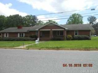 215 W Elm St, Wingate, NC 28174
