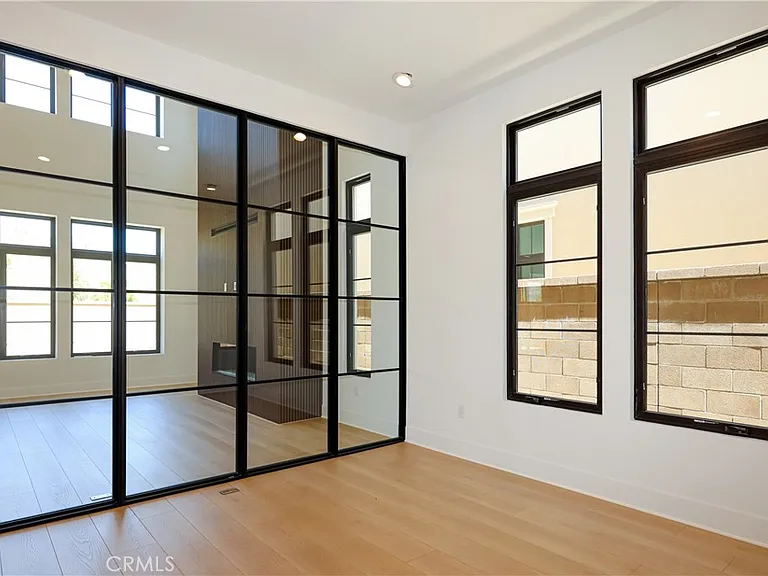 446 Ridgecrest — Photo 7