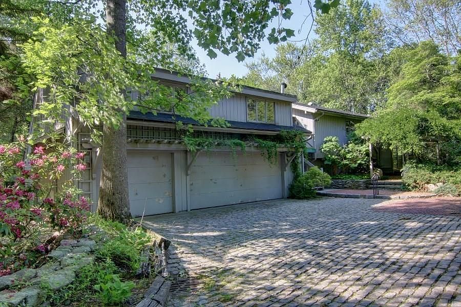 1st image of 47 S Meadow Ln