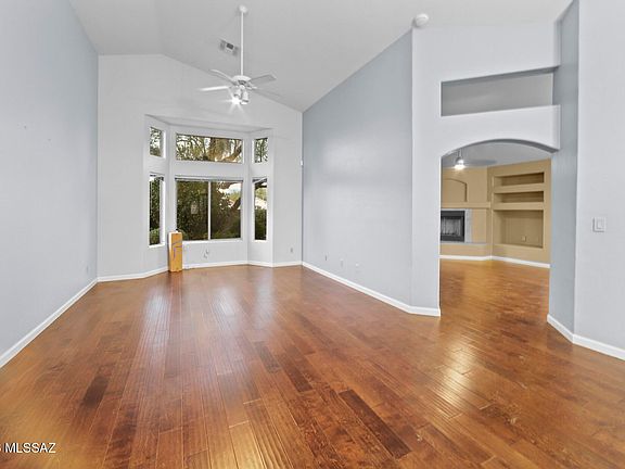 2nd image of 9545 E Grand Teton Rd