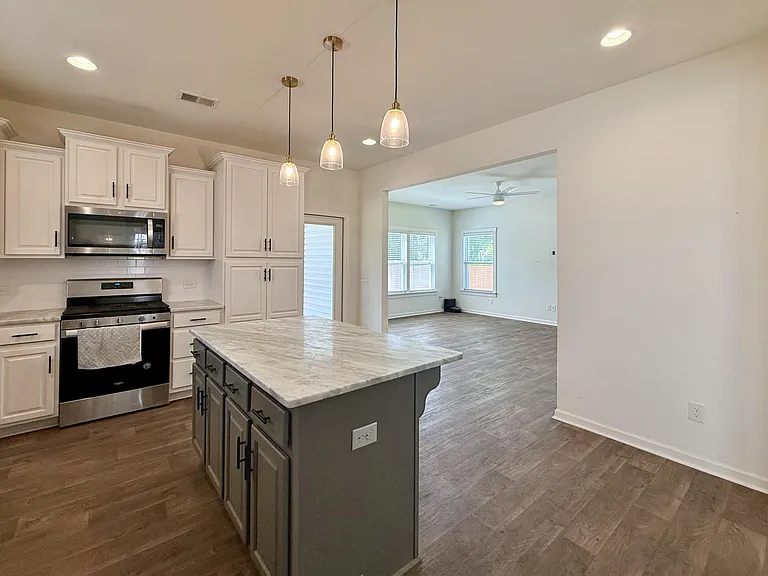 421 Fox Sparrow Ct — Photo 6