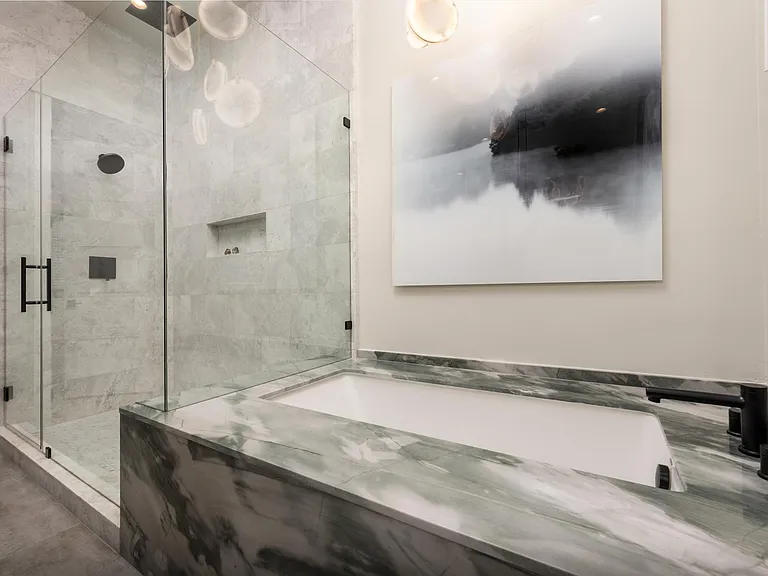 Luxury Spaces — Photo 214