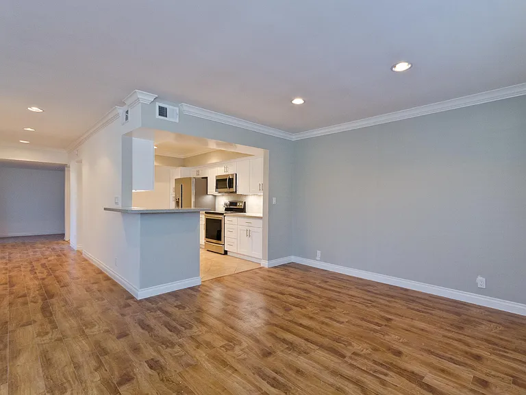 8040 W 83rd St #104 — Photo 19