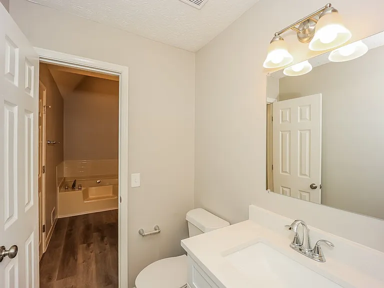 15 Valley Brook Dr — Photo 13