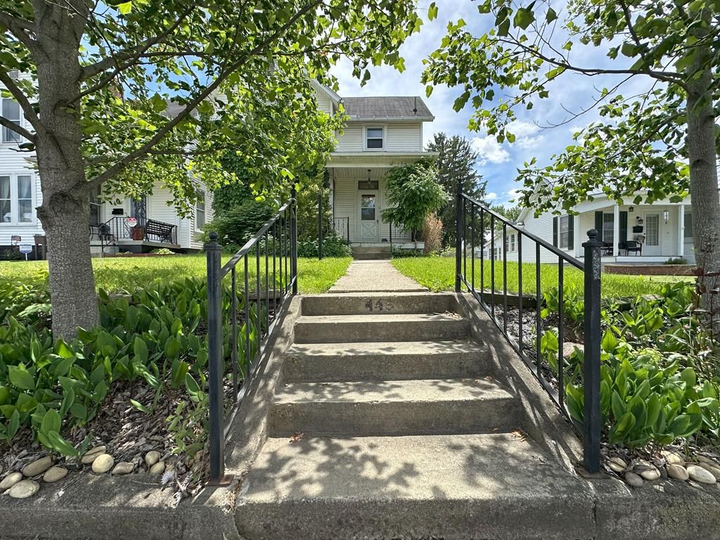 Real estate listing image