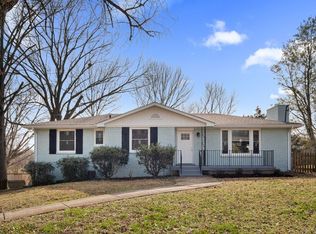 1919 Rosebank Ave, Nashville, TN 37216