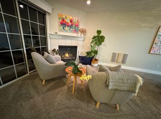 86 Sun Ridge Dr, Holland, MI 49424