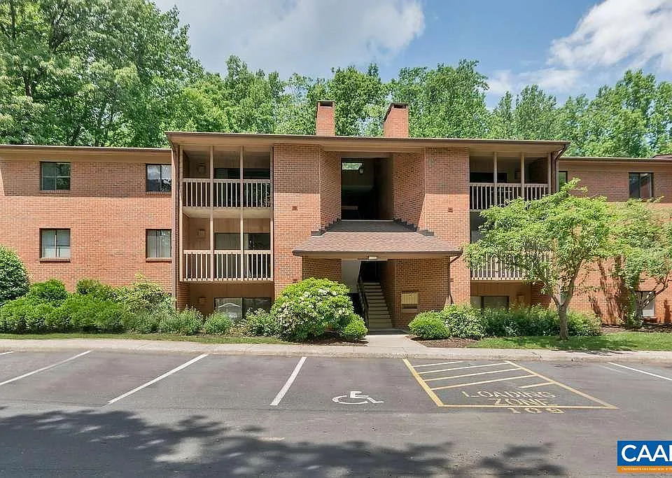 114 Turtle Creek Rd #8