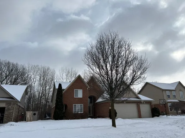 33745 Crooks St, Brownstown, MI 48173