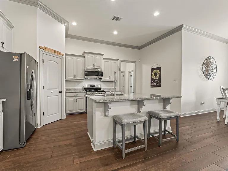 40053 Maddie Dr — Photo 6