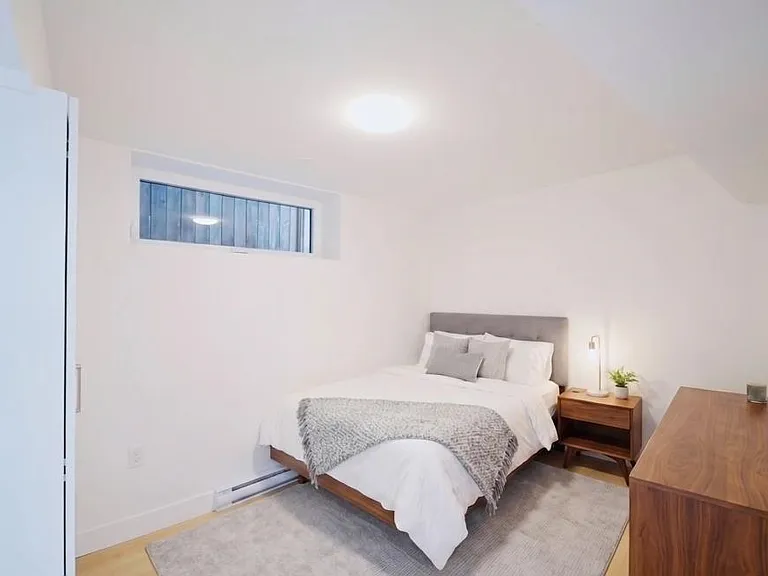 2236 E 5th Ave #2 — Photo 3