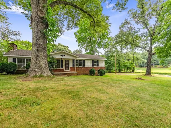 676 Marble City Rd, Mineral Bluff, GA 30559