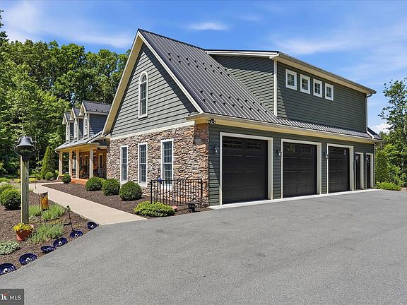 2nd image of 10785 Waterfall Rd