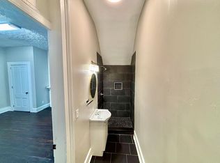 522 N 26th St #1, Louisville, KY 40212