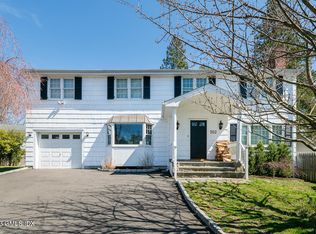 302 Sound Beach Ave, Old Greenwich, CT 06870