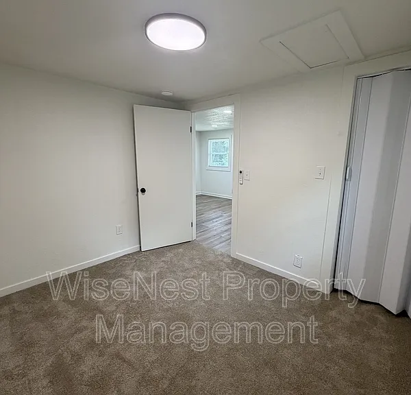 1100 S Savage St — Photo 7