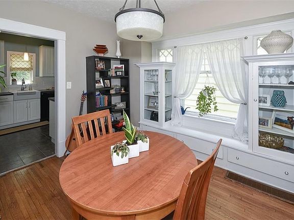 5th image of 17445 Shaw Ave