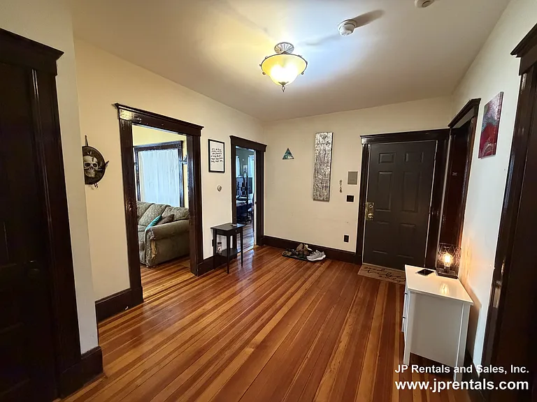 19 Estrella St #1 — Photo 10