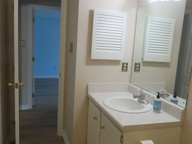 709-B Fort Hayes Ct — Photo 18