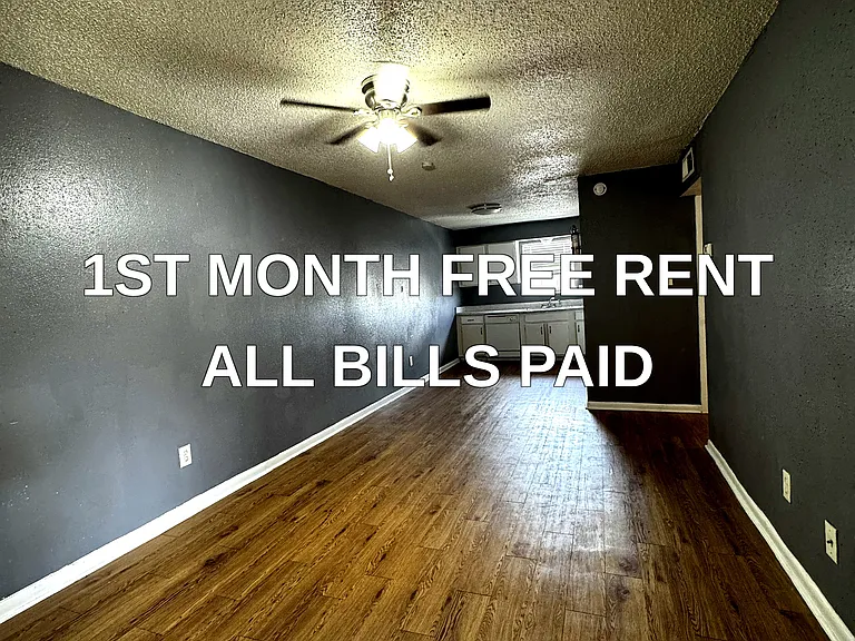 71st Street Apartment — Photo 7