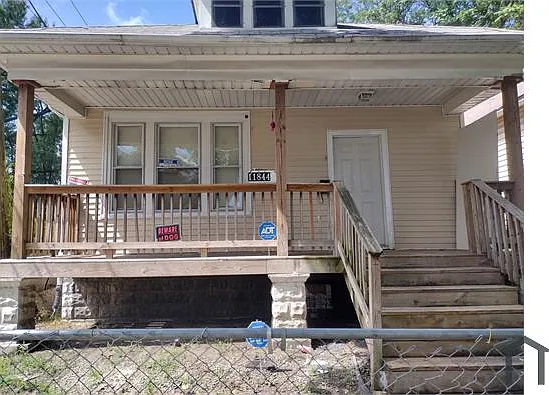 11844 S Yale Ave — Photo 1