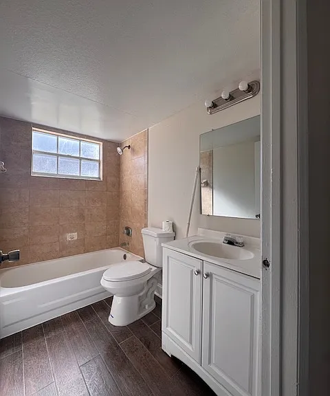 5006 Laguna Bay Cir #63 — Photo 6