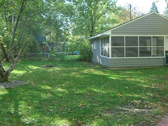 4th image of 4708 Sharon Ln
