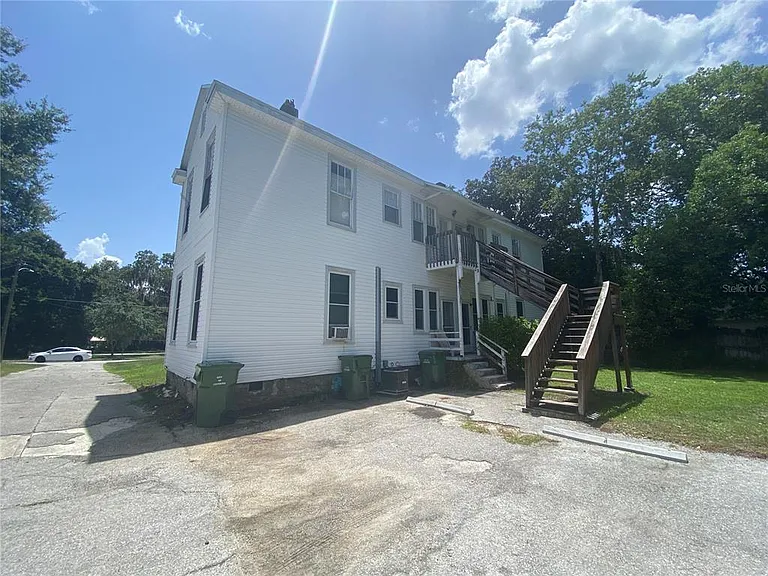 1120 Webster St #4 — Photo 2