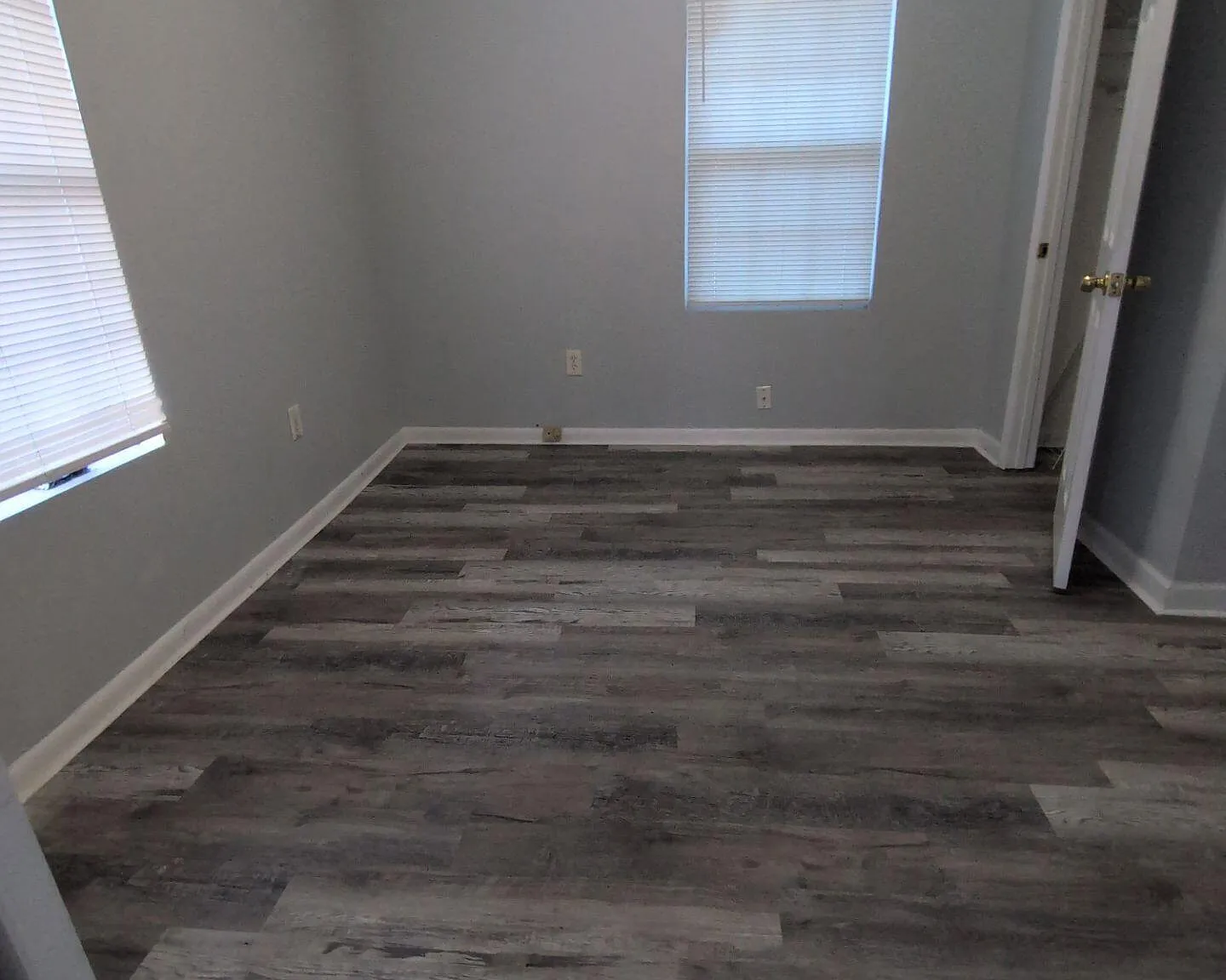 3 bed, 2.0 bath, 1128 sqft, $1,399 — Photo 3