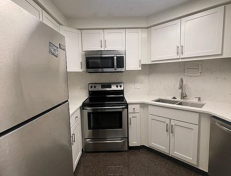 195 N Harbor Dr #5105 — Photo 10