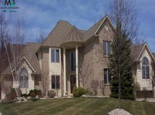 1901 West, Rochester, MI 48306