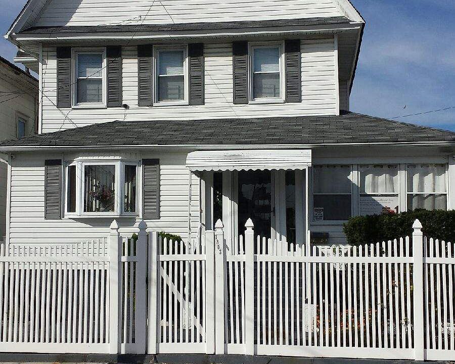 1st image of 1353 Chandler St