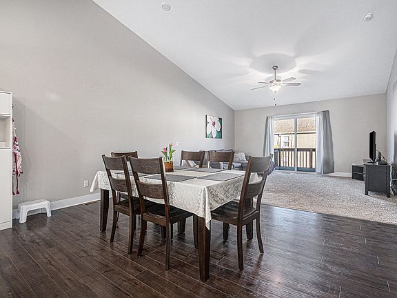 4th image of 2982 Loganberry Ln Unit 44