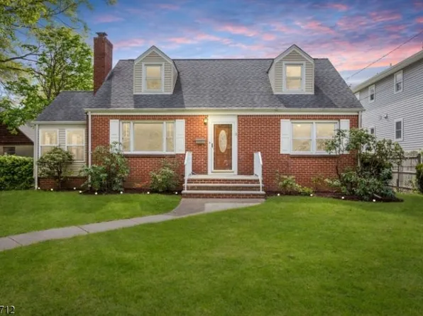 208 No 16 St, Kenilworth, NJ 07033