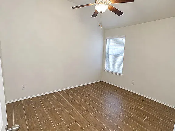 3 bed, 1812 sqft, $2,100 — Photo 4