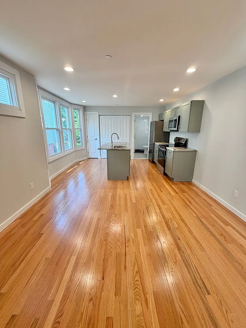 18 Cedar St. — Photo 2