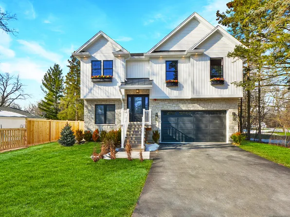 28722 N Madison Ave, Wauconda, IL 60084