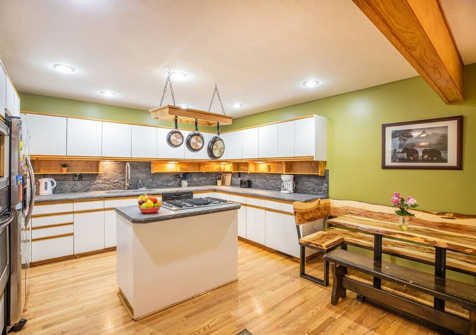 Mtn. Home-Sauna, Pool Table - Ski/Hike/Bike/Climb — Photo 4