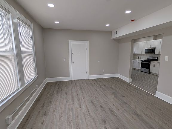 4th image of 66 Schuyler Ave Floor 2