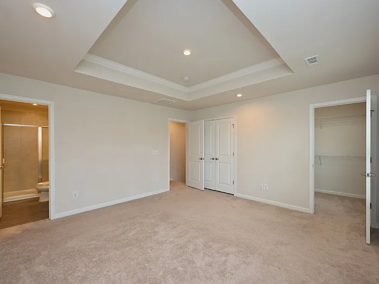 633 Exmoor Dr — Photo 13