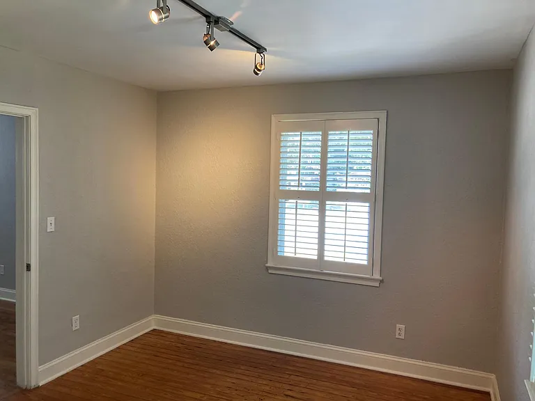 1710 Thacker Ave — Photo 10