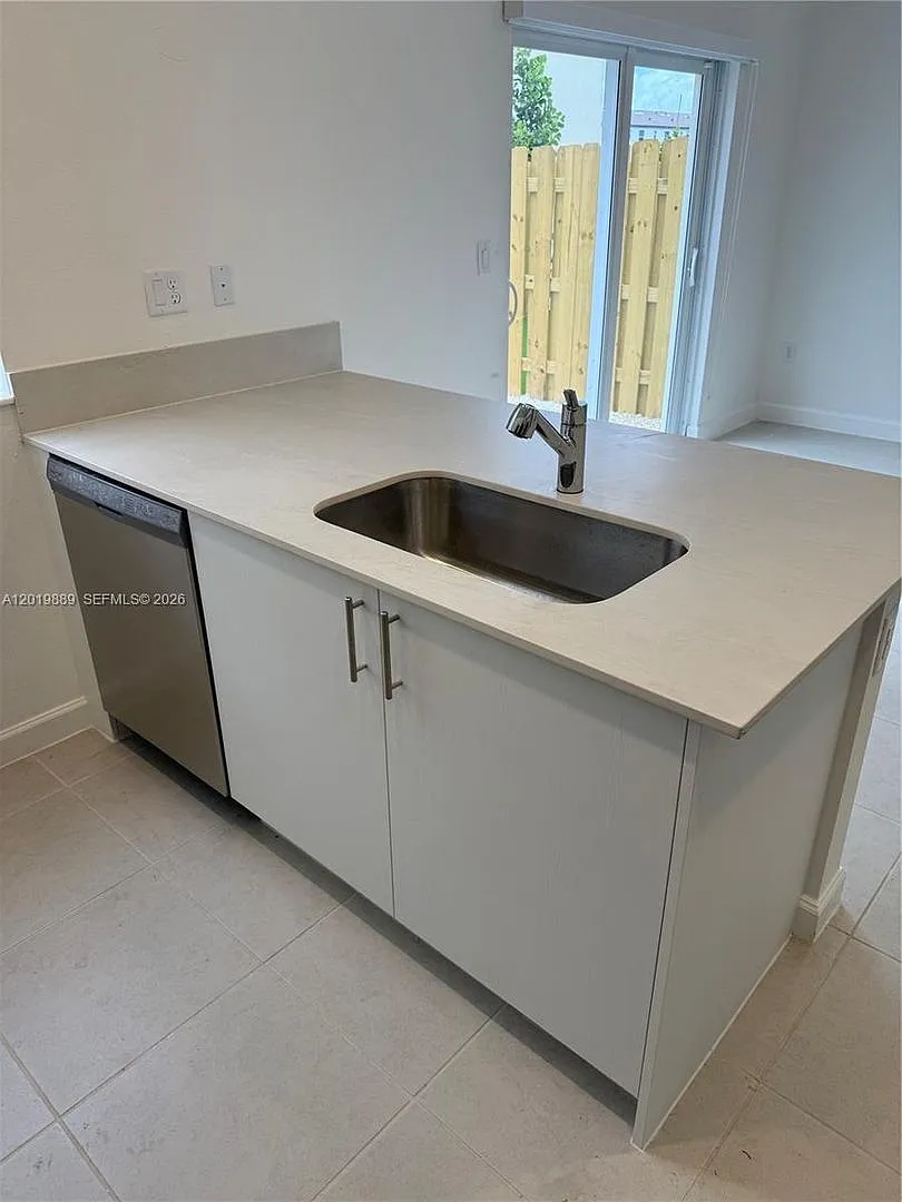 2671 SE 25th Terrace, Homestead, FL 33035 — Photo 2