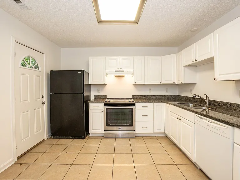 5410 Talserwood Dr — Photo 15