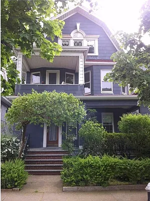 Rented by Corcoran | media 22