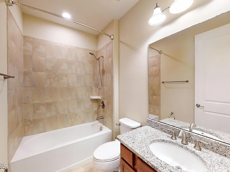29 Lakefront Ln — Photo 8